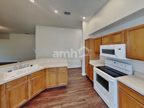 12636 Enclave Dr in Orlando, FL - Building Photo - Building Photo