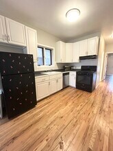 842 N Wood St, Unit 2 in Chicago, IL - Building Photo - Building Photo
