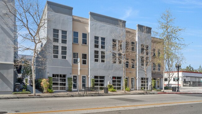 property at 728 N Santiago St