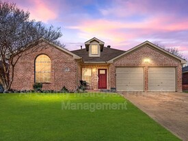 1028 Ridgecrest Dr in McKinney, TX - Building Photo