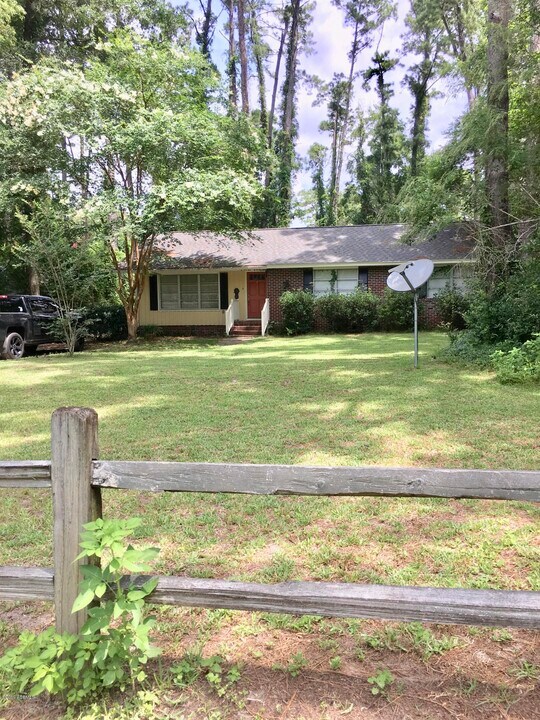 2509 Hermitage Rd in Beaufort, SC - Building Photo