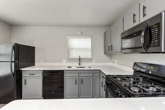 203 N Milby St in Houston, TX - Building Photo - Building Photo