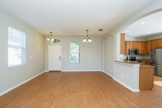 8564 Deer Chase Dr in Riverview, FL - Building Photo - Building Photo