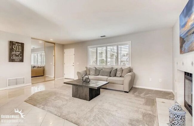 260 W Indian Rock Rd in Vista, CA - Building Photo - Building Photo