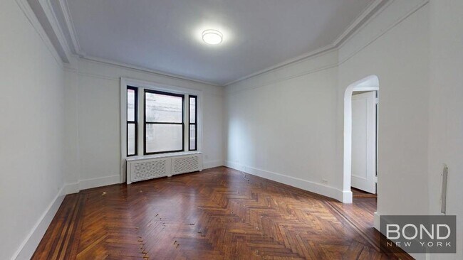 property at 166 W 72nd St