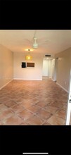 10875 SW 112th Ave in Miami, FL - Building Photo - Building Photo