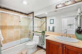 1828 Glendon Ave in Los Angeles, CA - Building Photo - Building Photo
