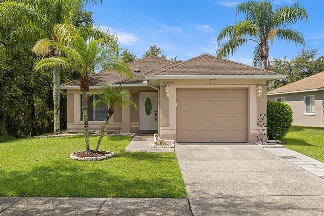 property at 10439 Isleworth Ave