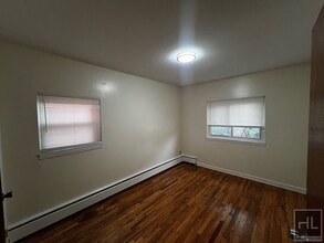 AMUNDSON AVENUE in Bronx, NY - Building Photo - Building Photo