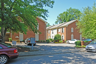 2139 Acklen Ave in Nashville, TN - Building Photo - Building Photo