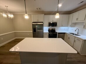 188 Gallery Dr in Spring Lake, NC - Building Photo - Building Photo