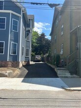90 Grove St in Providence, RI - Building Photo - Building Photo