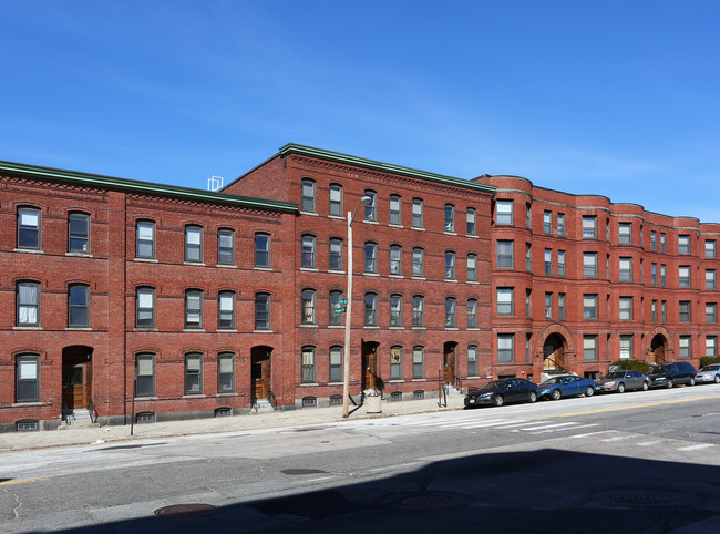 Elm Street Apartments in Manchester, NH - Building Photo - Building Photo