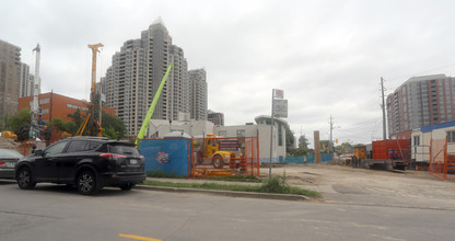 Diamond Condominiums in Toronto, ON - Building Photo - Building Photo