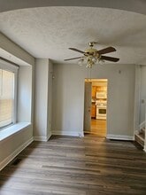 15316 Lucknow Ave in Cleveland, OH - Foto de edificio - Building Photo