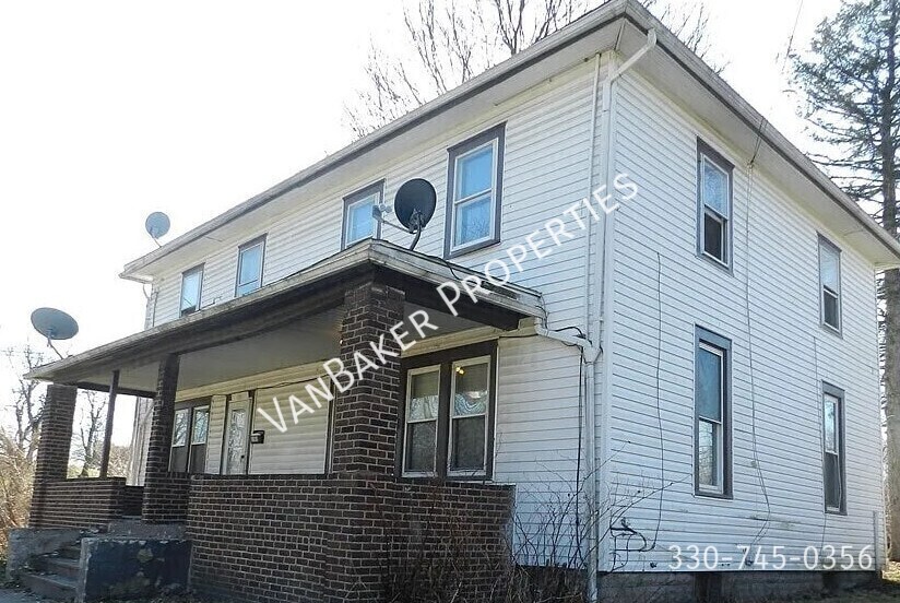 194 N Martha Ave in Akron, OH - Building Photo