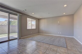 8012 Baltimore Ohio Ct in Las Vegas, NV - Building Photo - Building Photo