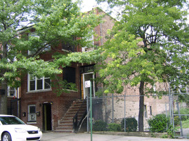 638 Barretto St Apartments