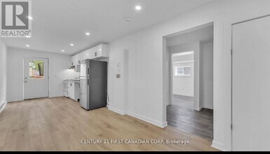 413 Main St S in South Huron, ON - Building Photo - Building Photo