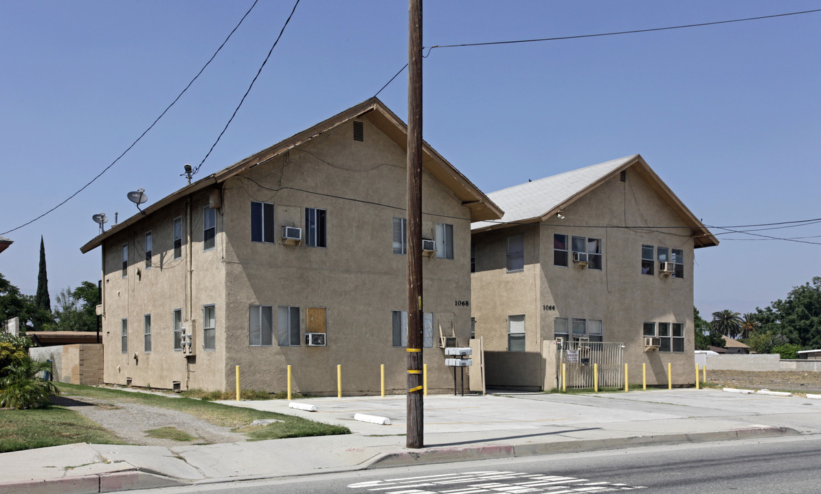 1066-1068 W 5th St in San Bernardino, CA - Building Photo