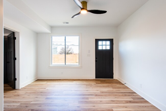 530-532 E Burnett Ave in Louisville, KY - Foto de edificio - Building Photo