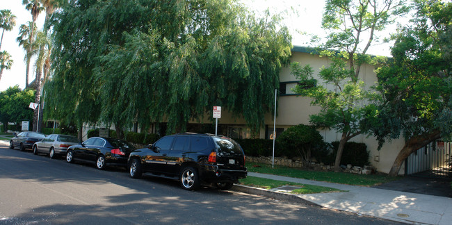 Sherman Terrace in Sherman Oaks, CA - Building Photo - Building Photo