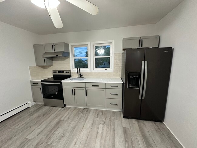 172 East St, Unit 1