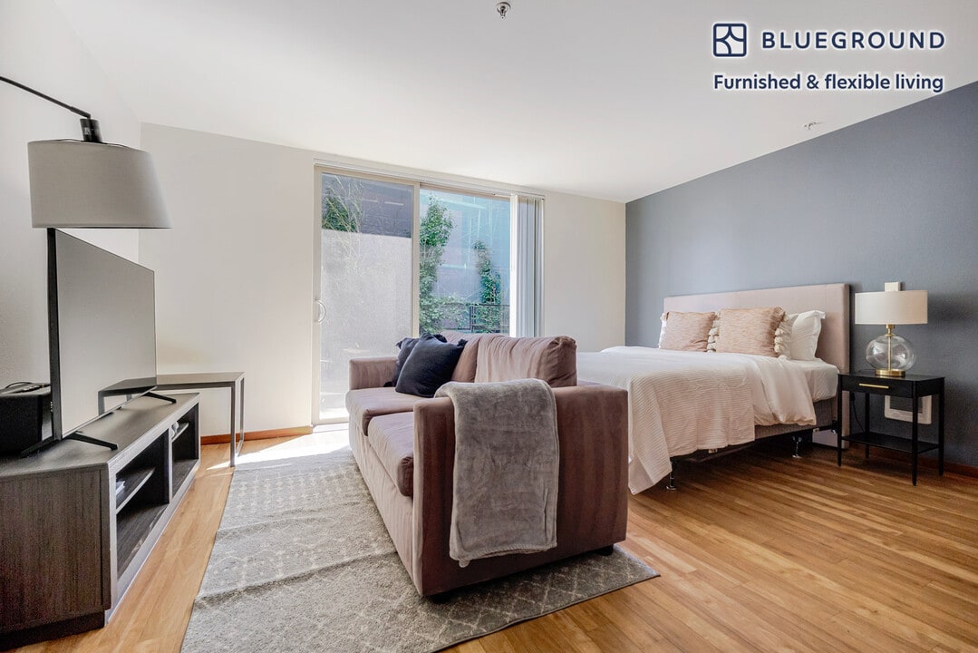 4219 S Othello St in Seattle, WA - Building Photo
