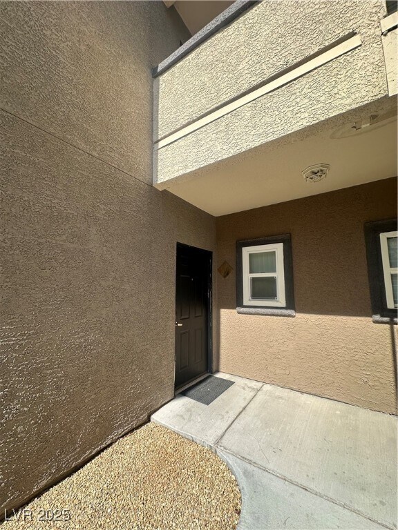 6650 W Warm Springs Rd in Las Vegas, NV - Building Photo - Building Photo