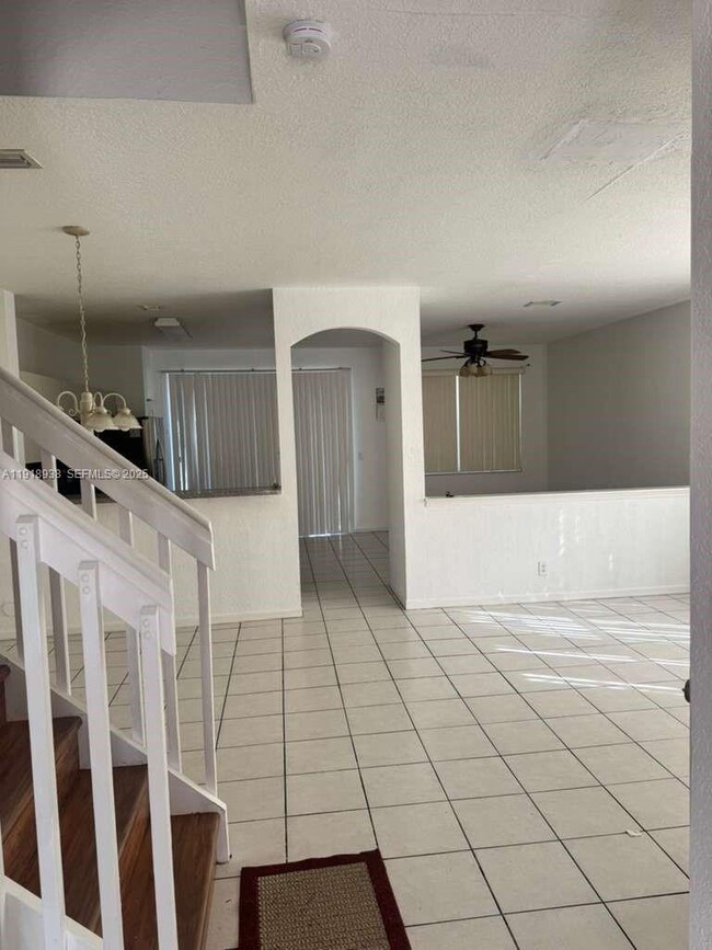 3970 NW 90th Way in Sunrise, FL - Building Photo - Building Photo