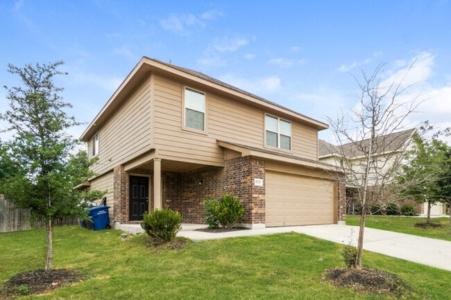 8715 Tesoro Hills in San Antonio, TX - Building Photo - Building Photo