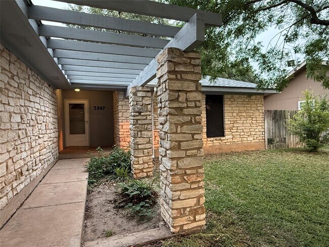 3907 Rolling Hill in Round Rock, TX - Building Photo - Building Photo