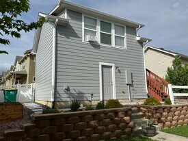 2264 Saint Paul Dr, Unit B in Colorado Springs, CO - Building Photo