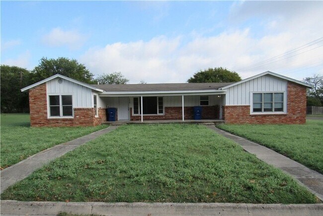 property at 402 Hill St