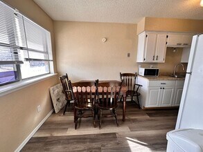 109 SE 42nd St in Oklahoma City, OK - Building Photo - Building Photo