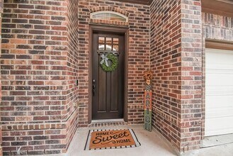 3342 Breeze Bluff Way in Richmond, TX - Building Photo - Building Photo