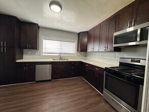 1162 St Andrews Pl in Los Angeles, CA - Building Photo - Building Photo
