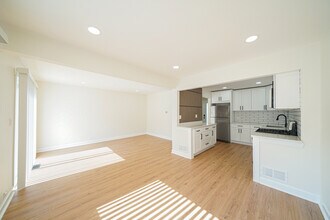 621 Breakers Point in Schaumburg, IL - Foto de edificio - Building Photo