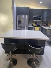 7145 W 31st Ave in Hialeah, FL - Building Photo - Building Photo