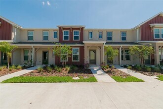 2037 Calm Soul Wy in Kissimmee, FL - Building Photo - Building Photo