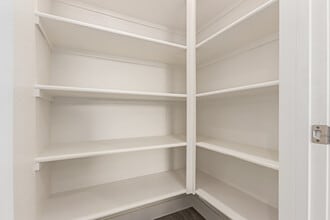 7621 E University Dr in Mesa, AZ - Building Photo - Building Photo