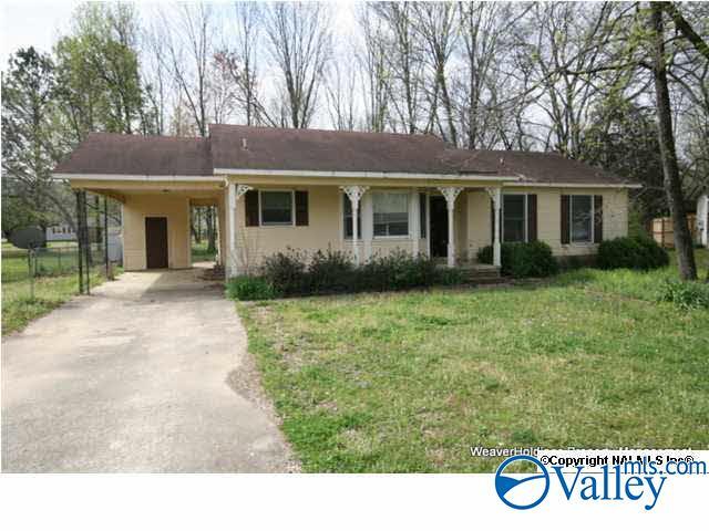 property at 1503 Cobblestone Cir SE