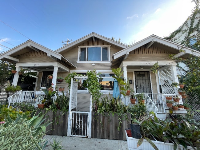 property at 1712 E 8th St