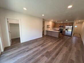 61400 Franke Ln in Bend, OR - Building Photo - Building Photo