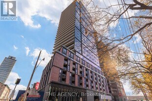 33 Parliament St in Toronto, ON - Building Photo