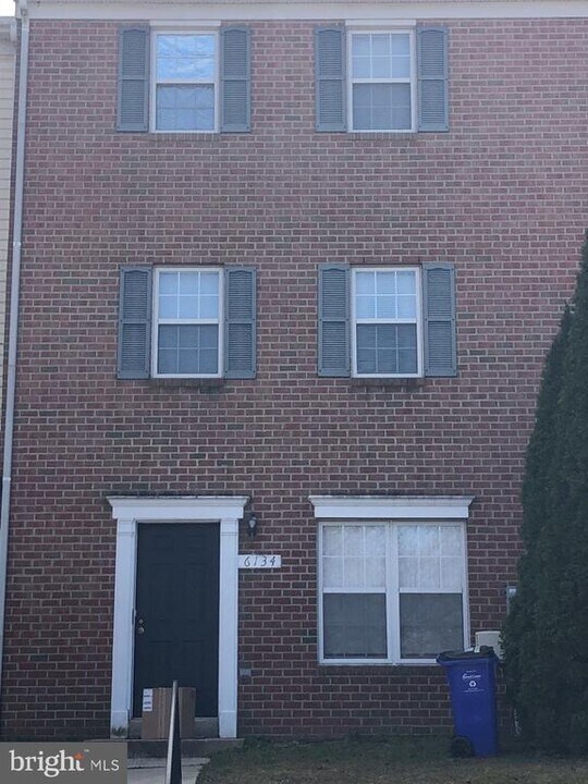 6134 Quiet Times in Columbia, MD - Building Photo