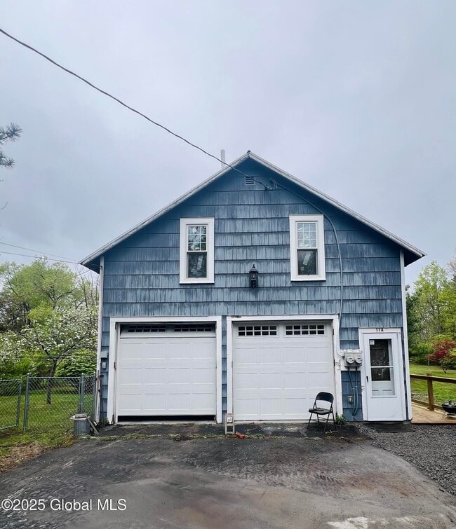 property at 11 River St