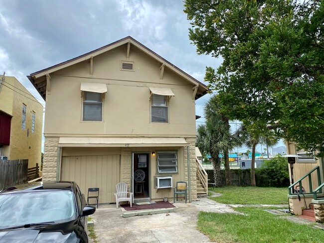 413 Vermont Ave in Daytona Beach, FL - Building Photo - Building Photo