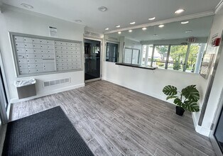 Cypress Apartments in Bridgeport, CT - Foto de edificio - Building Photo