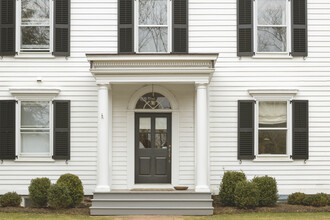 8 Greenholm St in Princeton, NJ - Building Photo - Building Photo